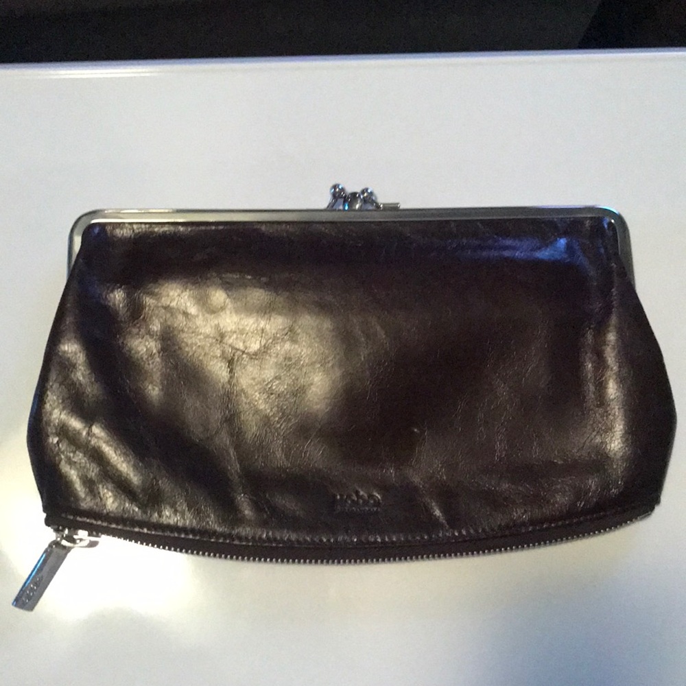 HOBO Clutch
